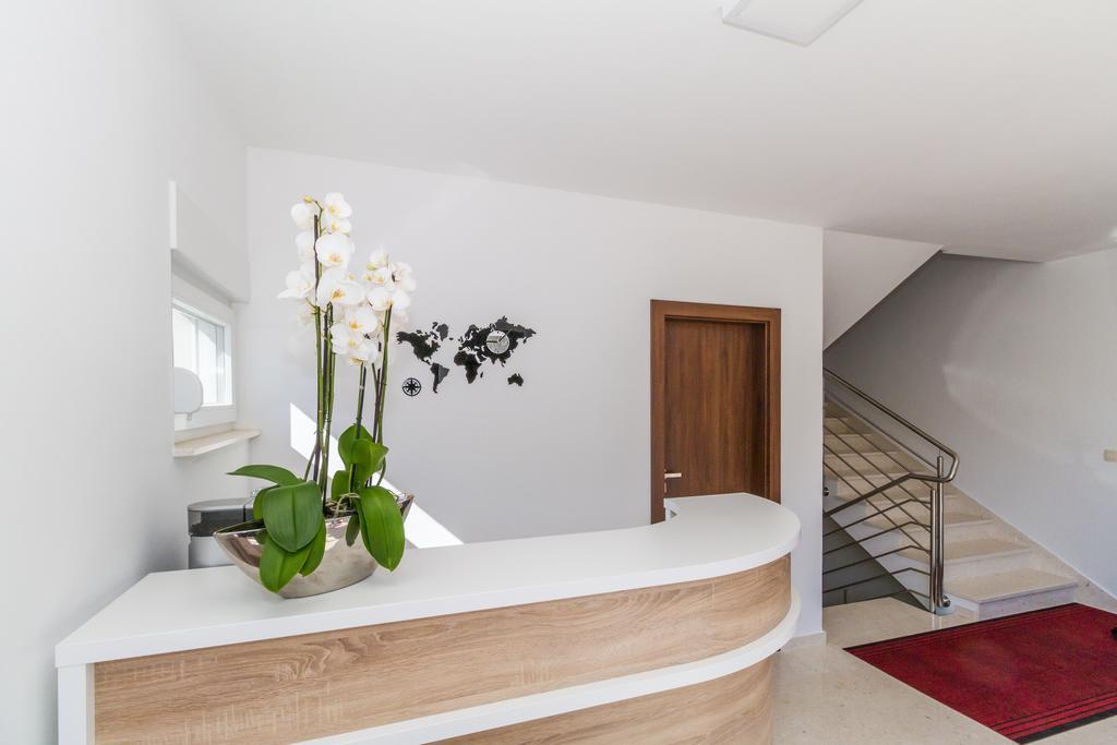 Villa Astoria Biograd Na Moru Ngoại thất bức ảnh