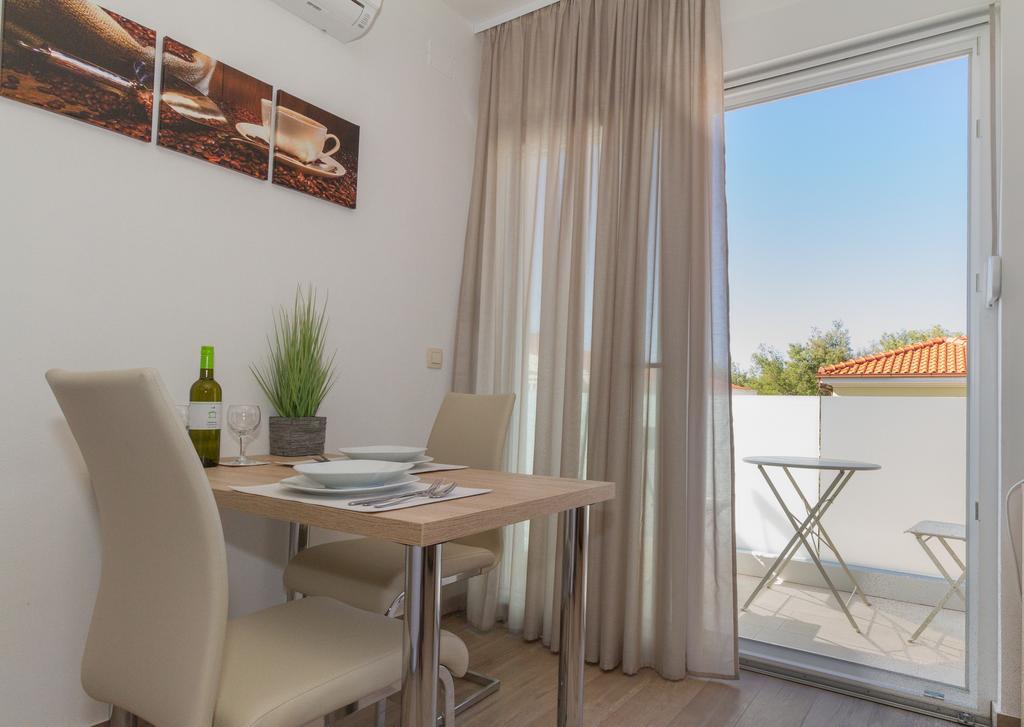 Villa Astoria Biograd Na Moru Ngoại thất bức ảnh