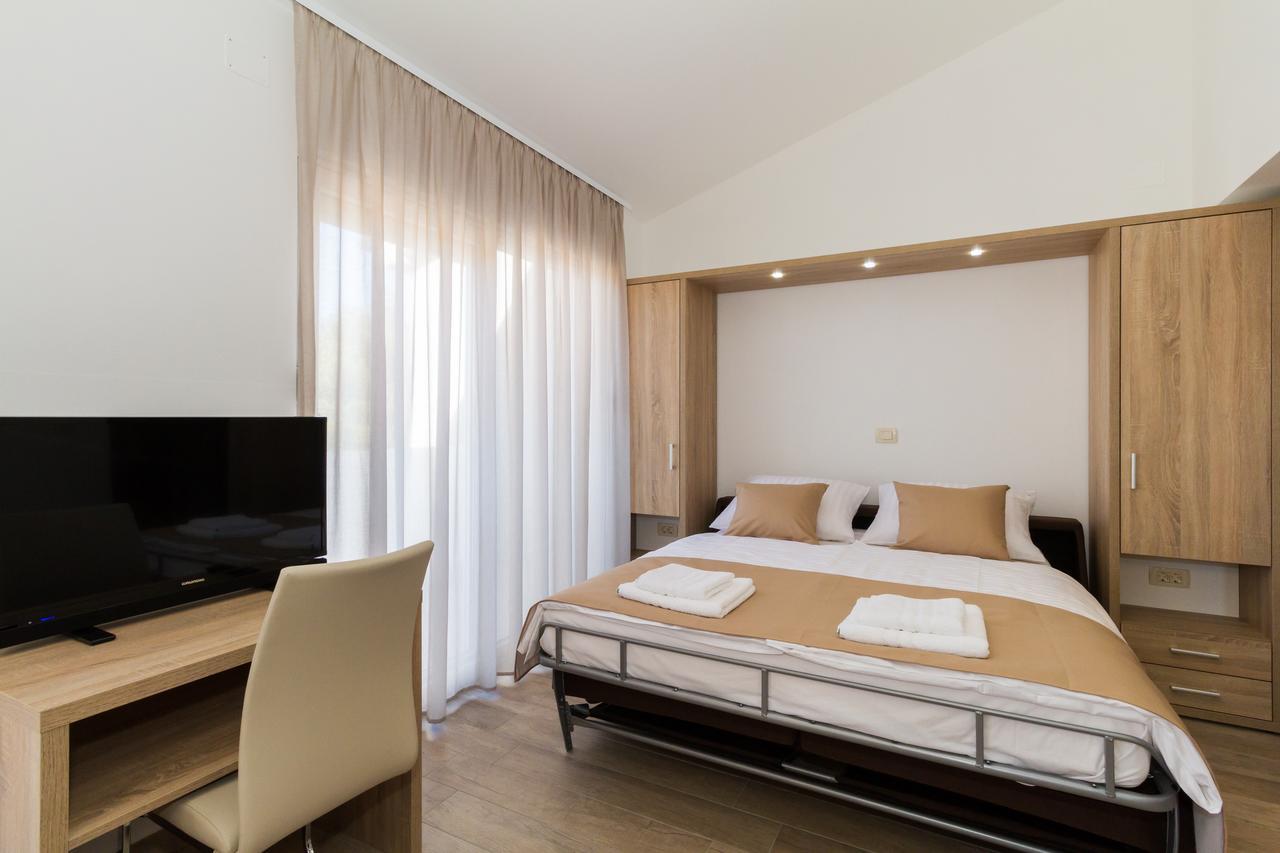 Villa Astoria Biograd Na Moru Ngoại thất bức ảnh