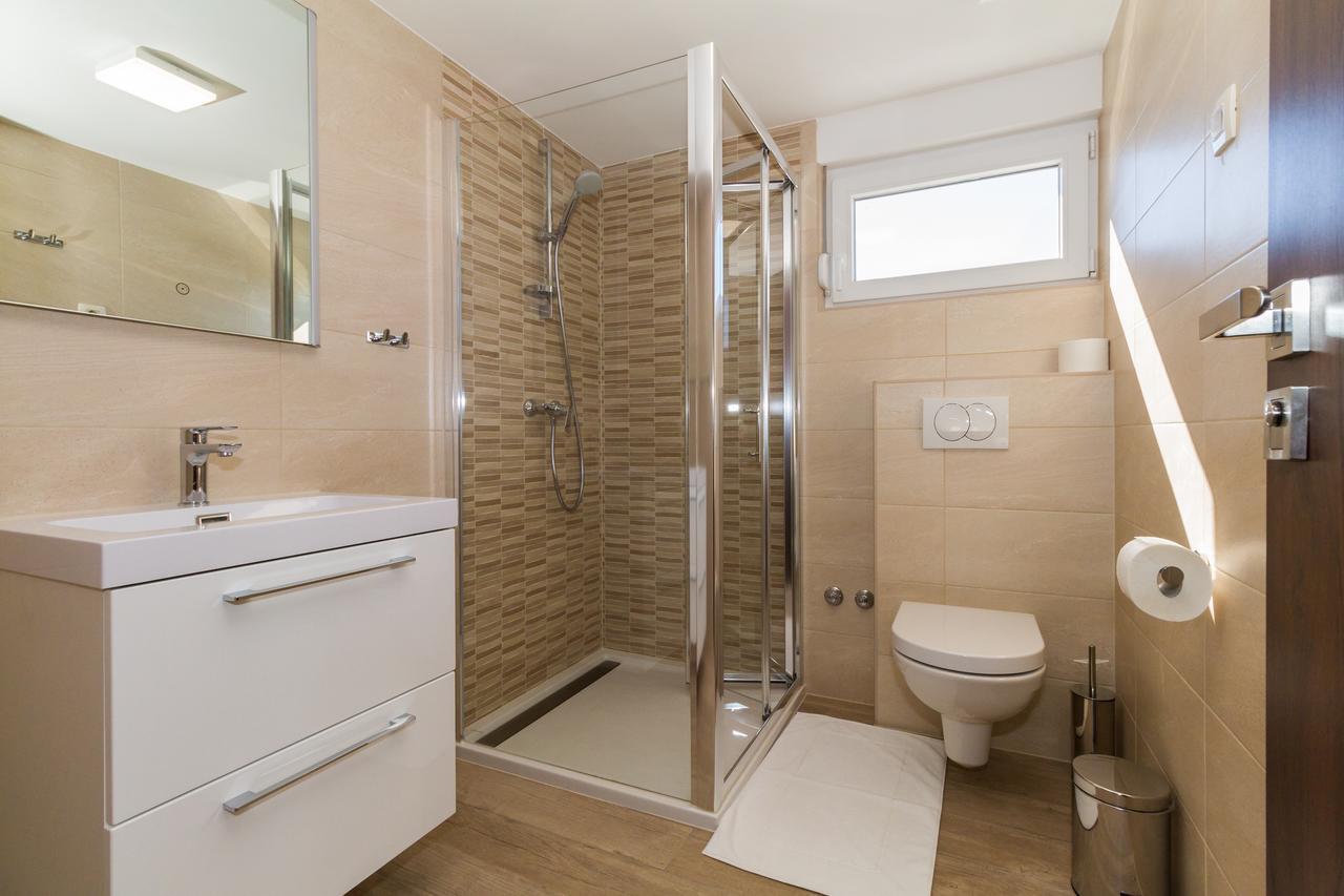 Villa Astoria Biograd Na Moru Ngoại thất bức ảnh