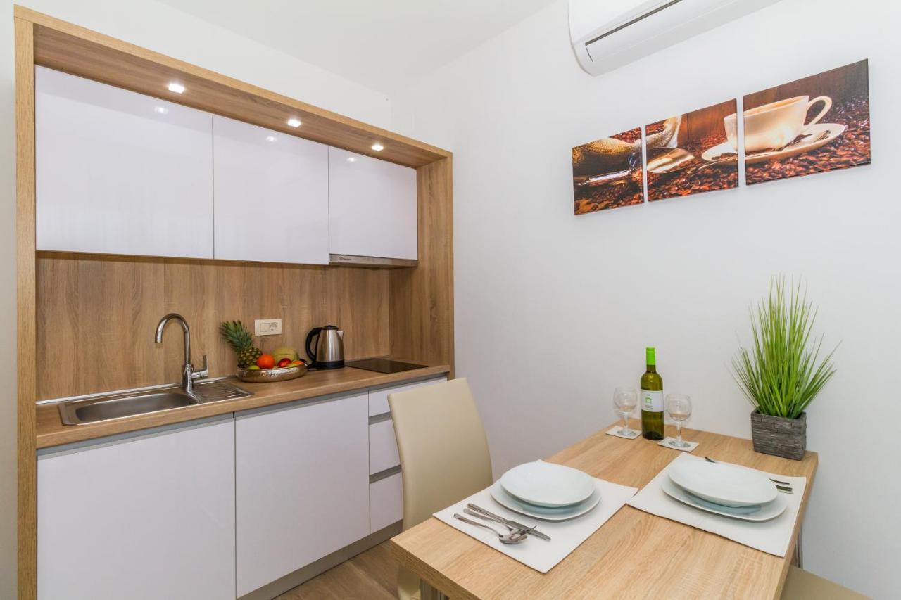 Villa Astoria Biograd Na Moru Ngoại thất bức ảnh