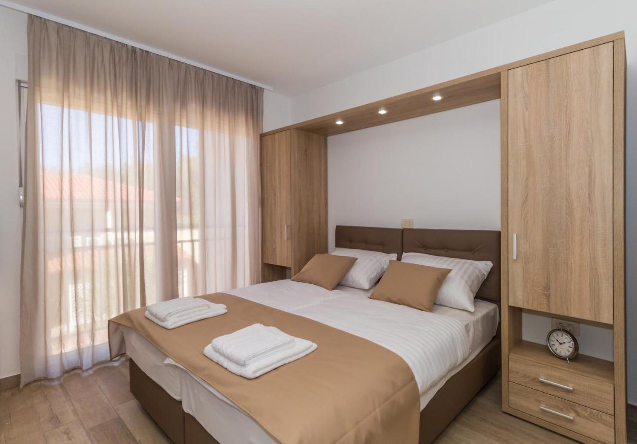 Villa Astoria Biograd Na Moru Ngoại thất bức ảnh