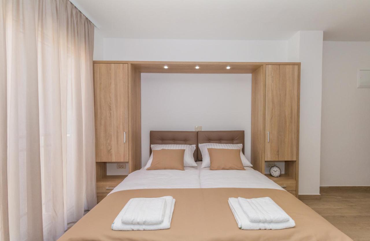 Villa Astoria Biograd Na Moru Ngoại thất bức ảnh
