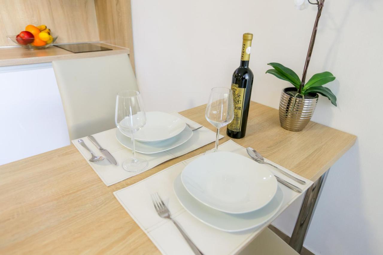 Villa Astoria Biograd Na Moru Ngoại thất bức ảnh