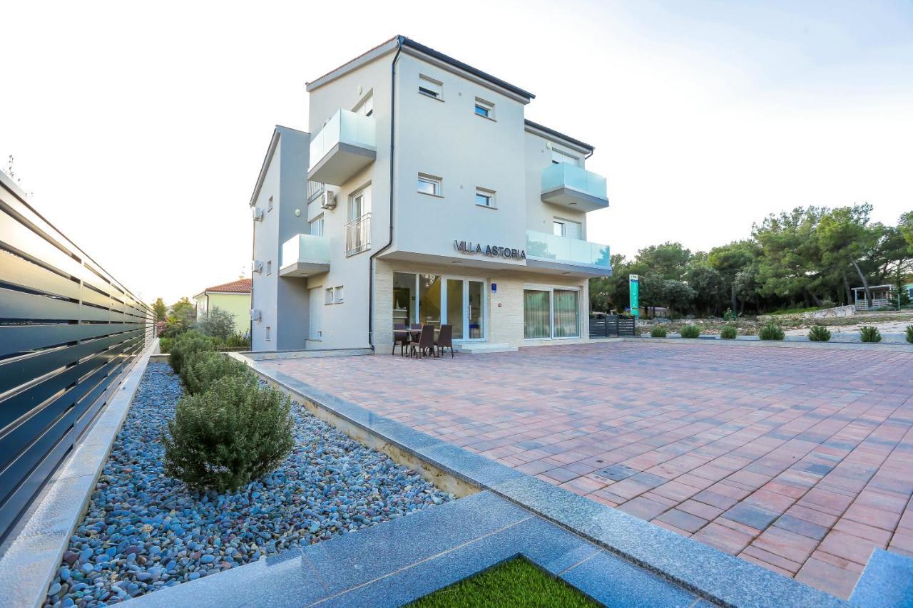 Villa Astoria Biograd Na Moru Ngoại thất bức ảnh