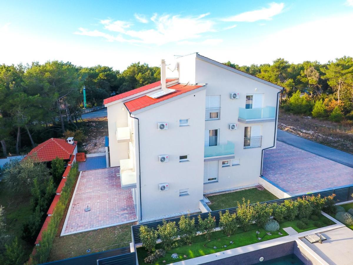 Villa Astoria Biograd Na Moru Ngoại thất bức ảnh